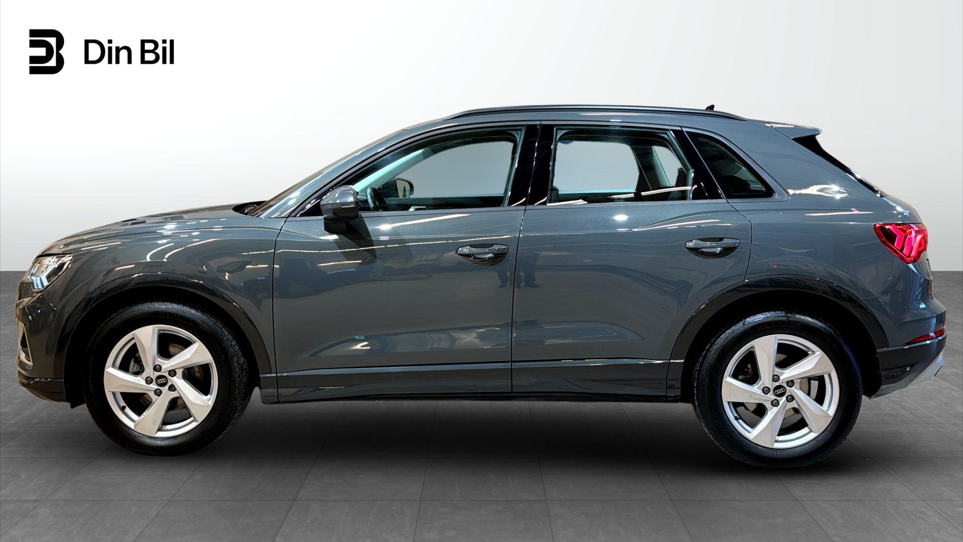 Audi Q3 JWA97P
