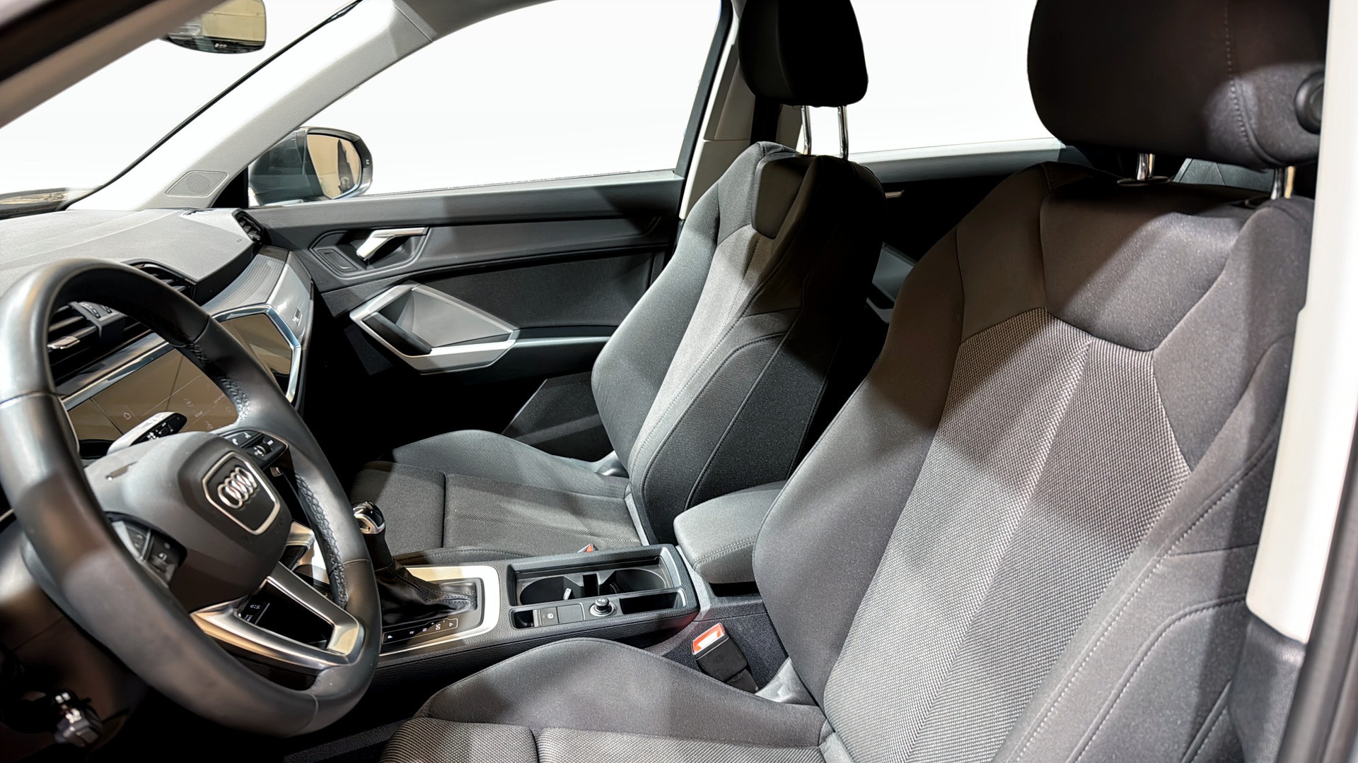 Audi Q3 JWA97P