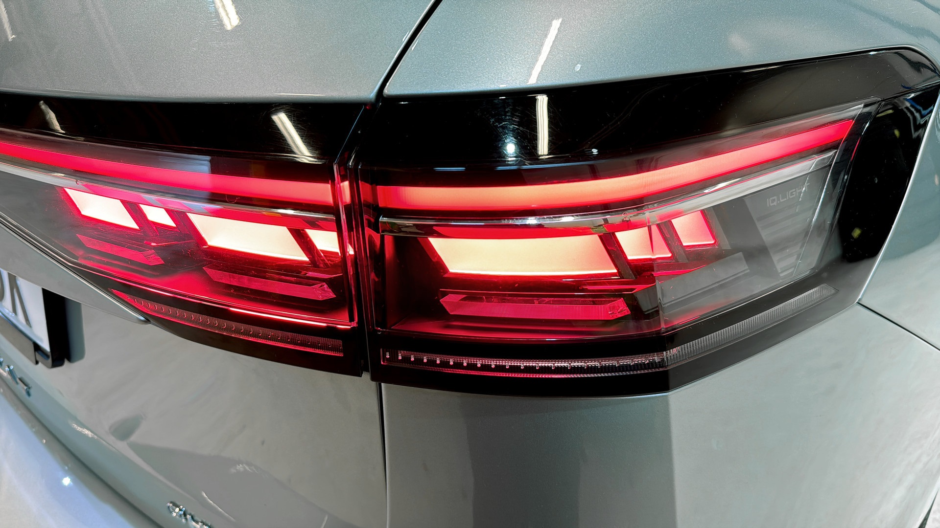 Volkswagen Passat JXG53K