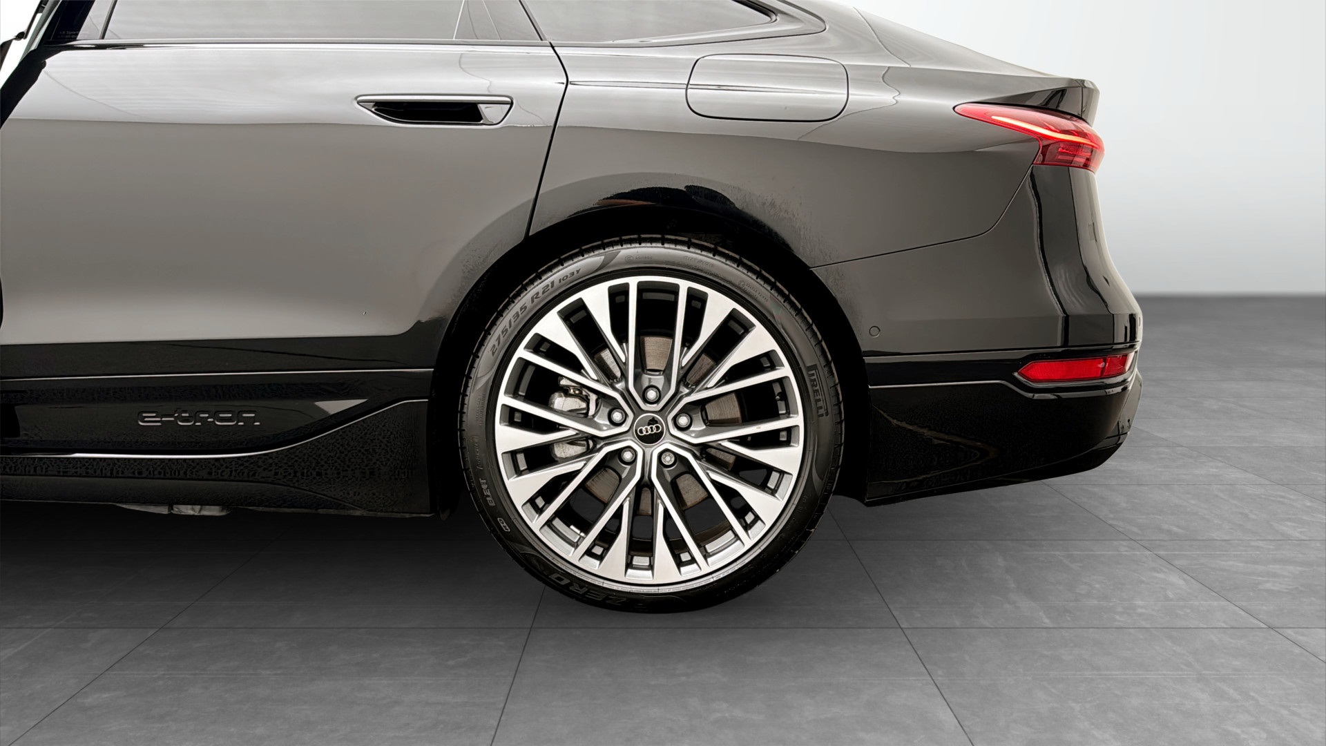 Audi A6 Sportback e-tron JXH16H