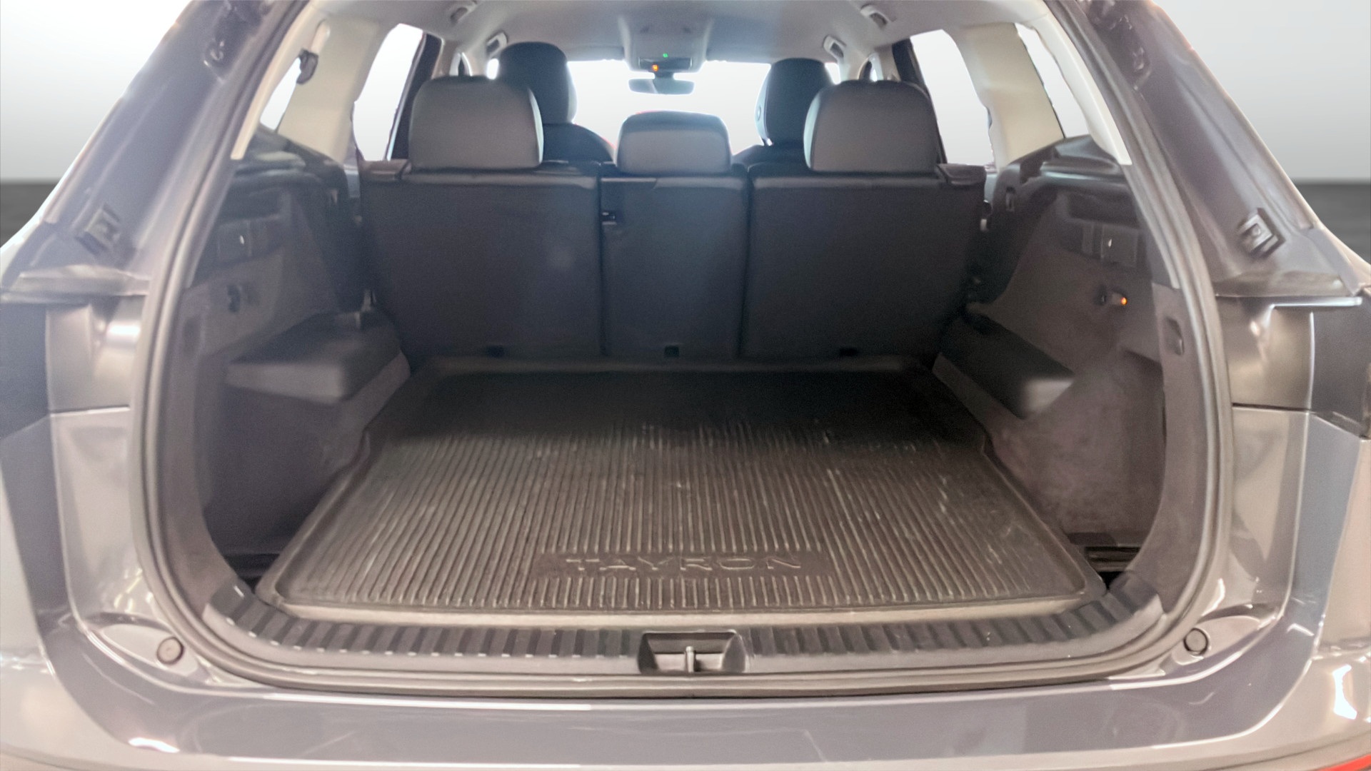 Volkswagen Tayron JXJ79J