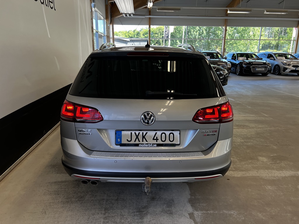 Volkswagen Golf JXK400