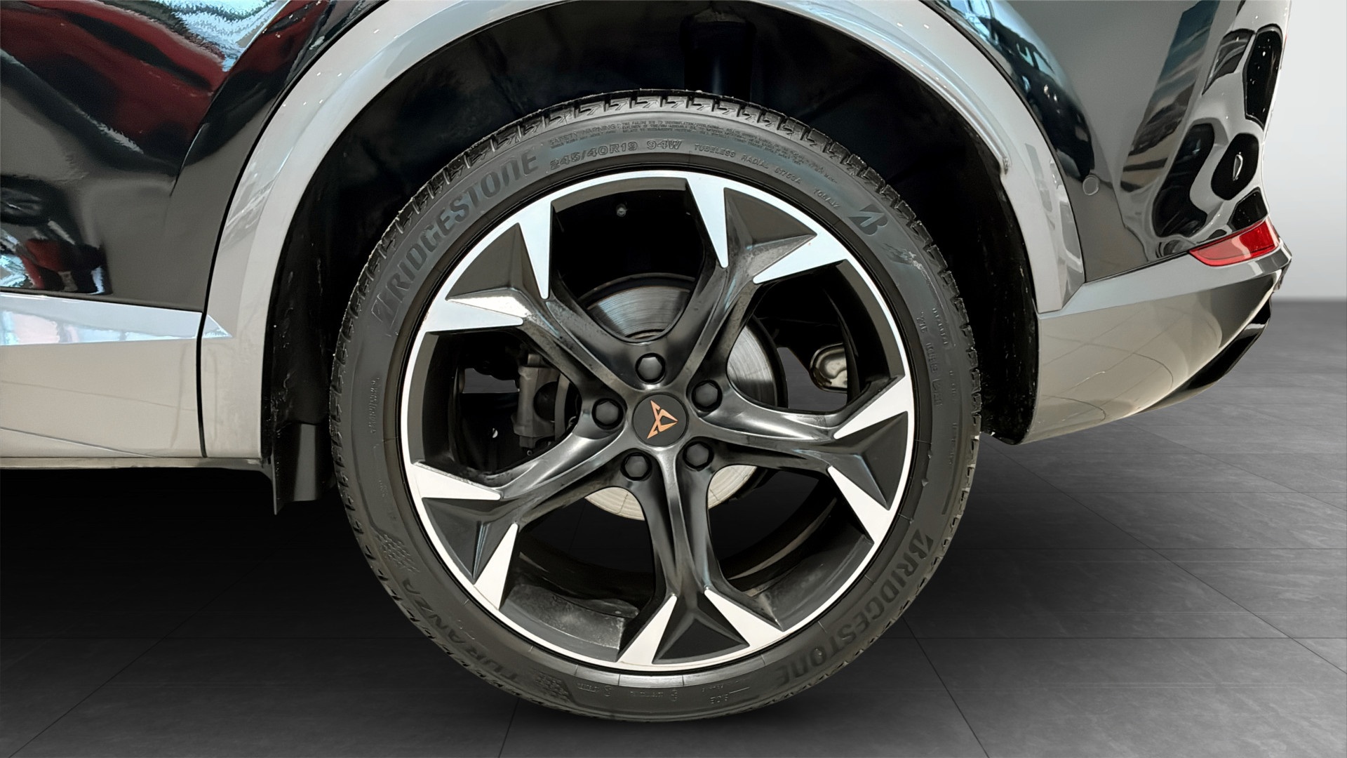 CUPRA Formentor JYB89Y