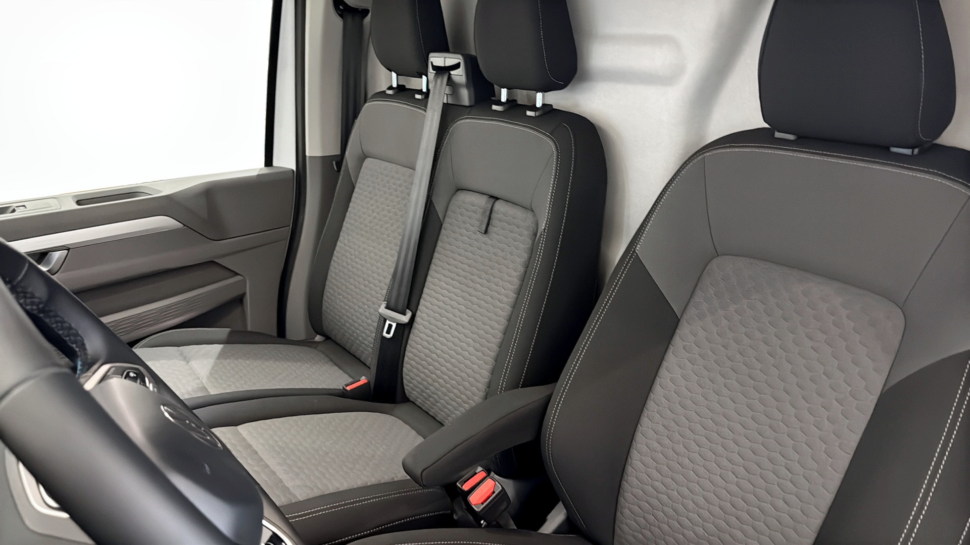 Volkswagen T7 Transporter JYJ09W