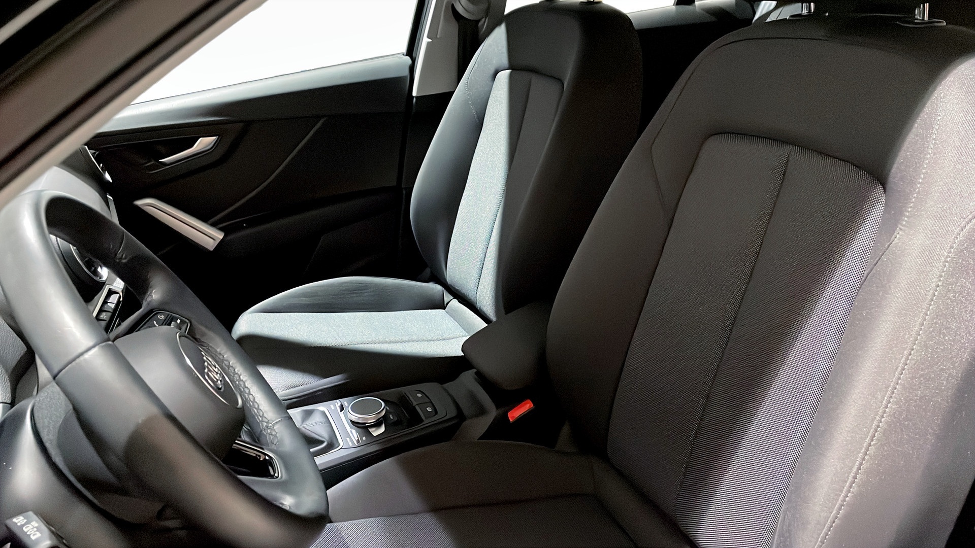 Audi Q2 JYW15G