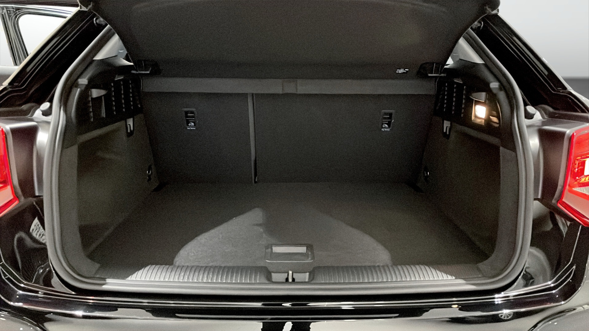 Audi Q2 JYW15G