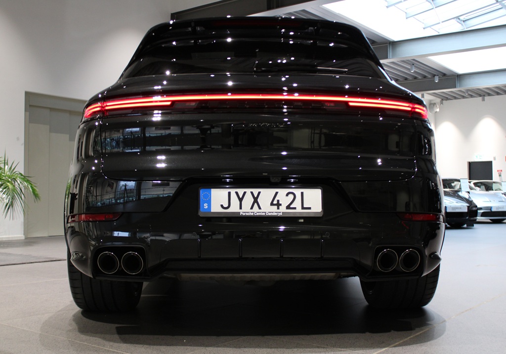 Porsche Cayenne JYX42L