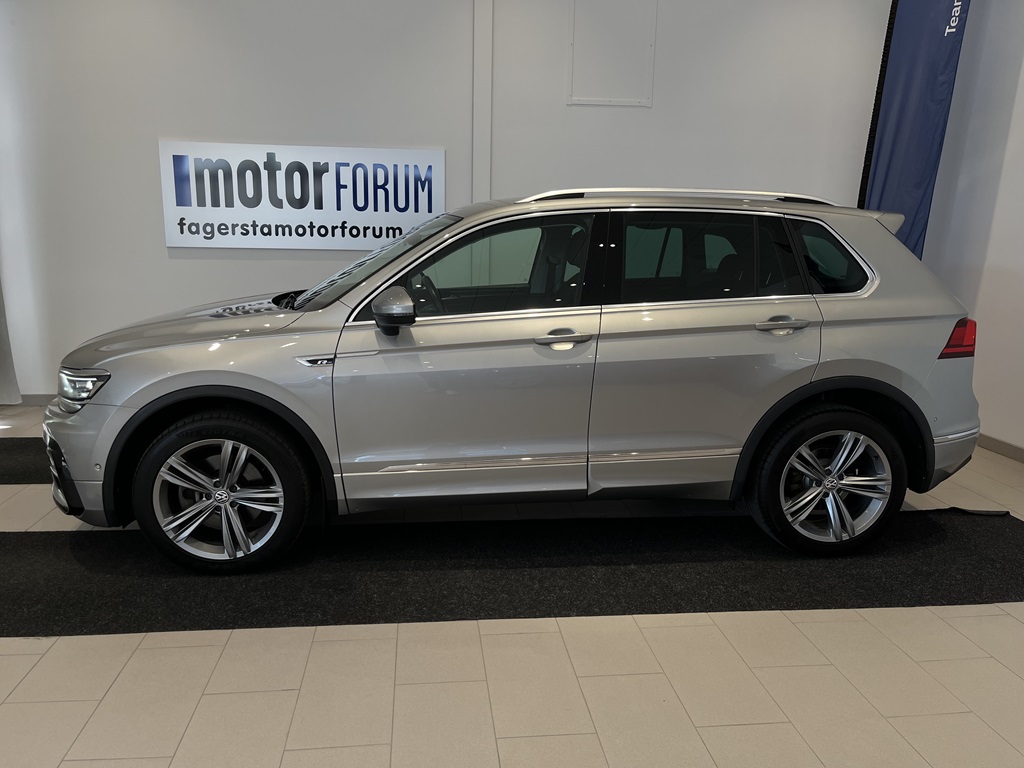 Volkswagen Tiguan JZF932