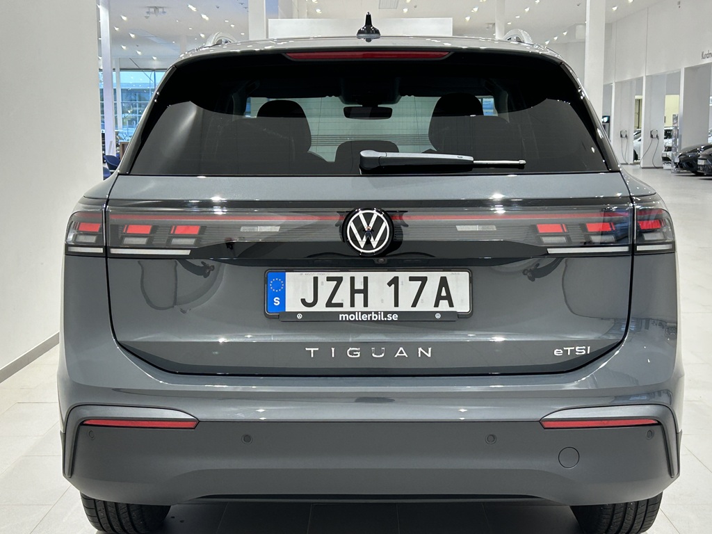 Volkswagen Tiguan JZH17A