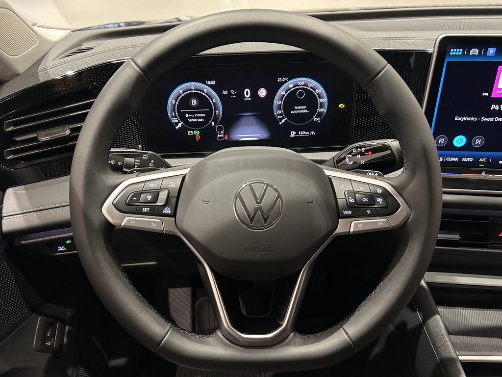 Volkswagen Tiguan JZH17A