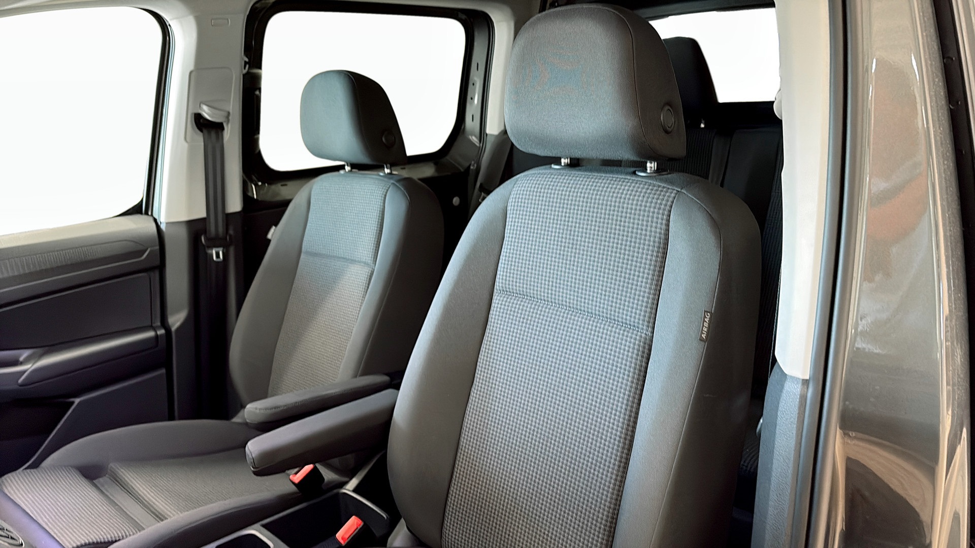 Volkswagen Caddy JZK53W