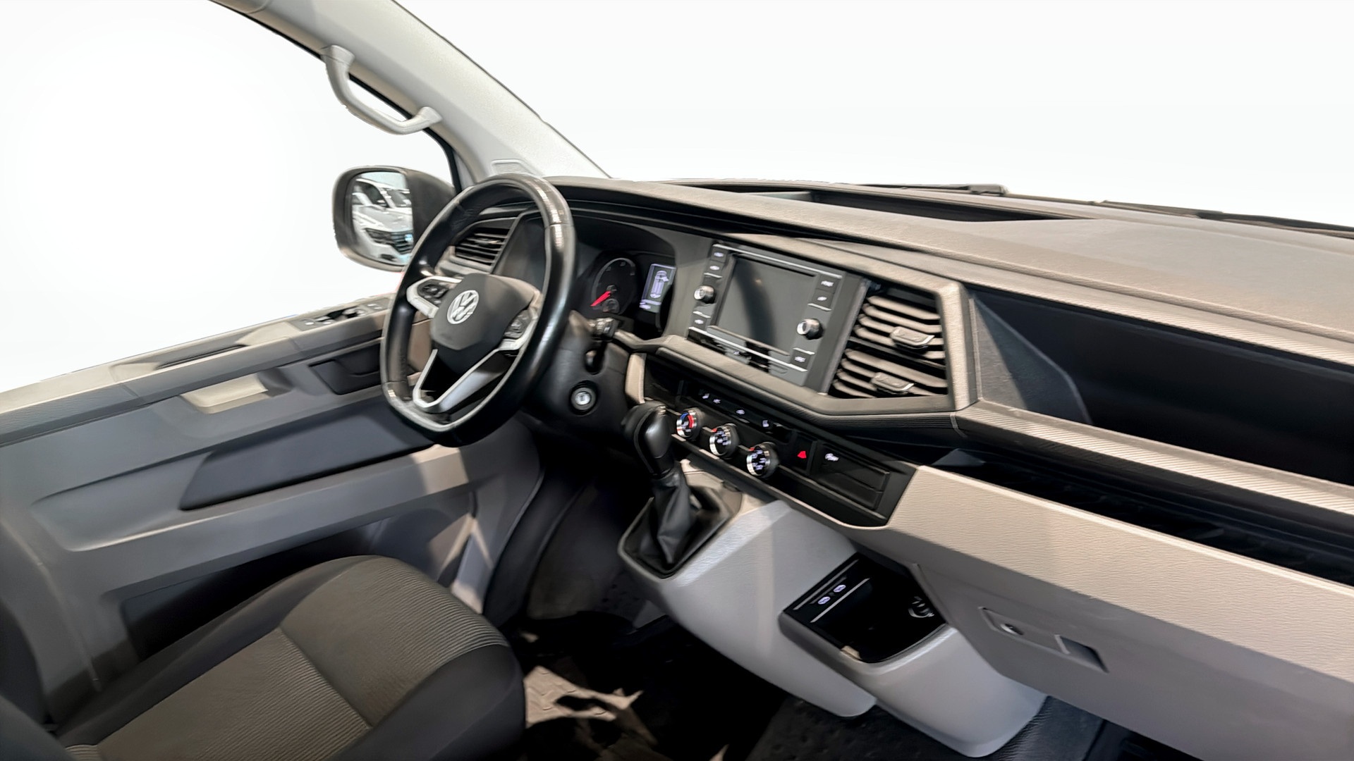 Volkswagen T6 Transporter JZW00W