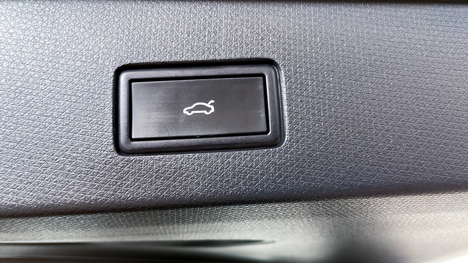 CUPRA Tavascan KBL83F