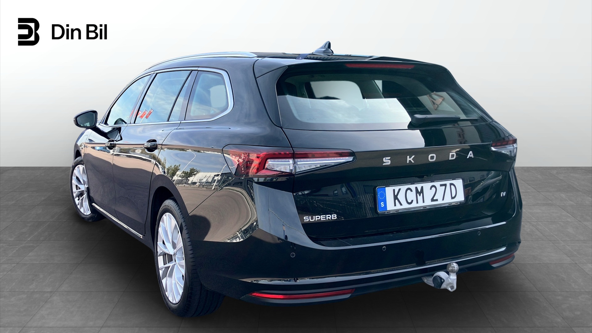 Skoda Superb Combi KCM27D