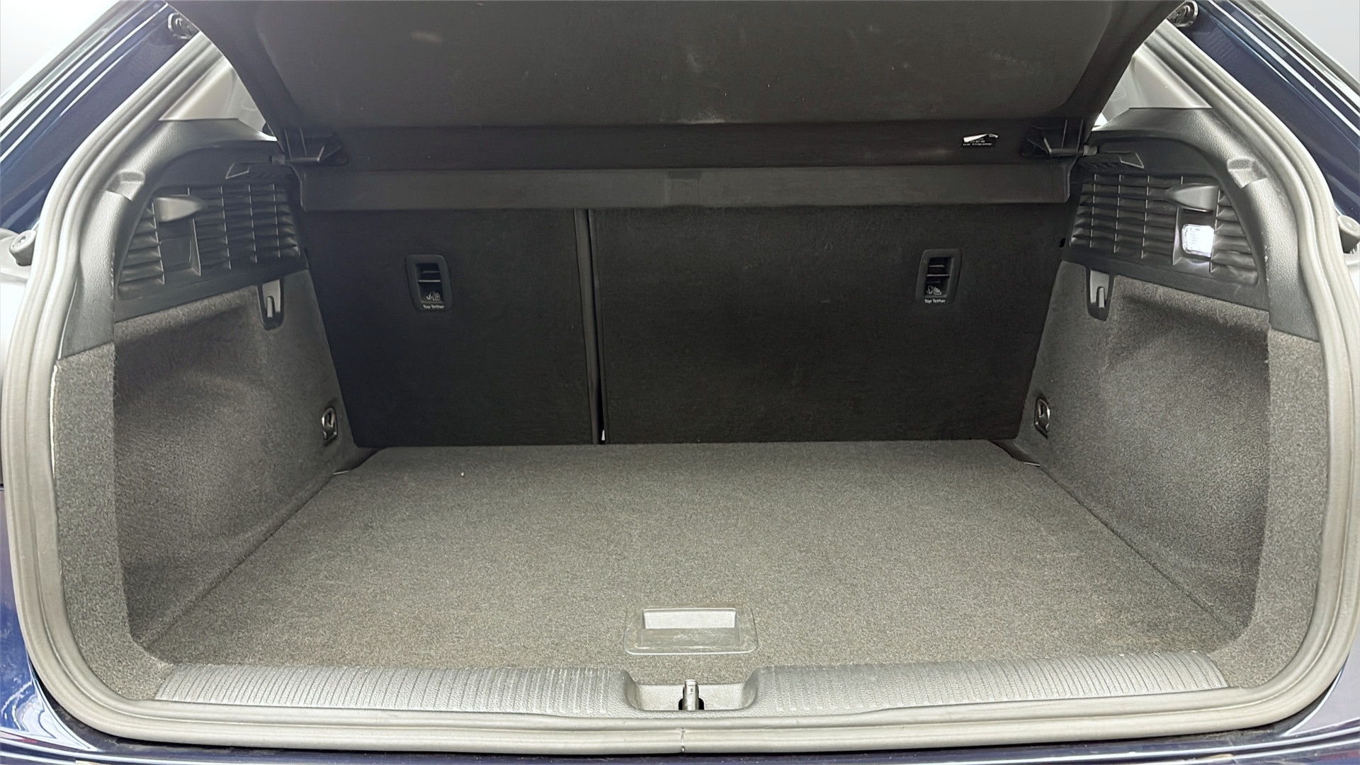 Audi Q2 KDN50Z