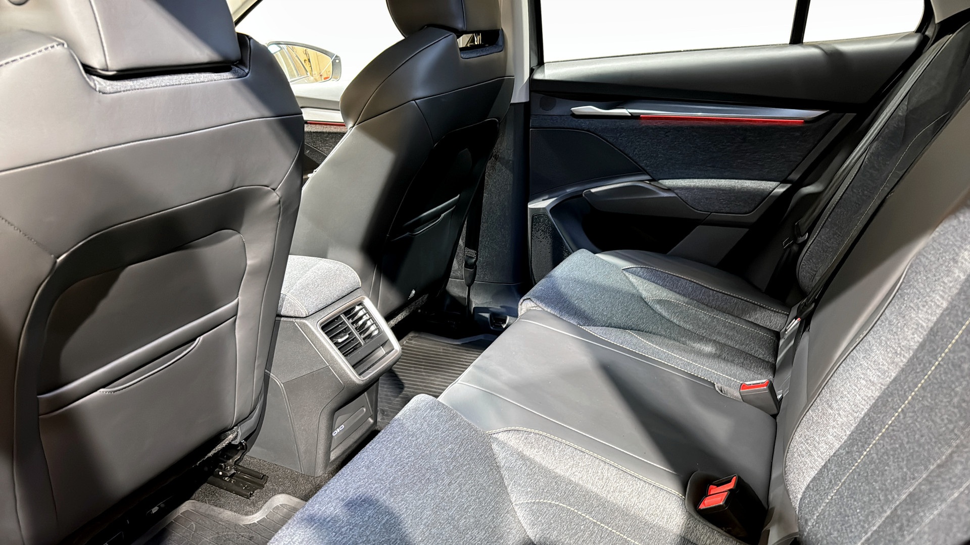 Skoda Elroq KDR04P
