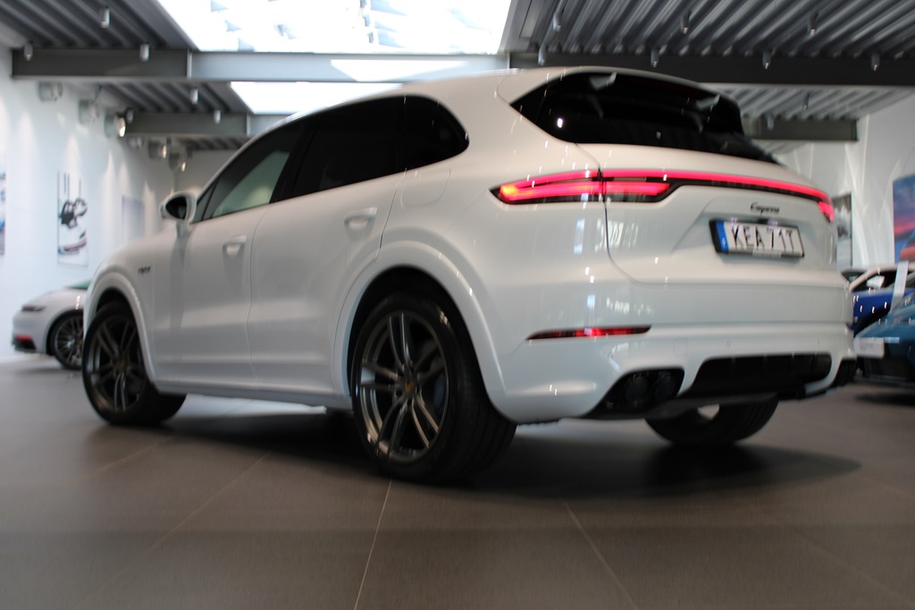 Porsche Cayenne KEA71T