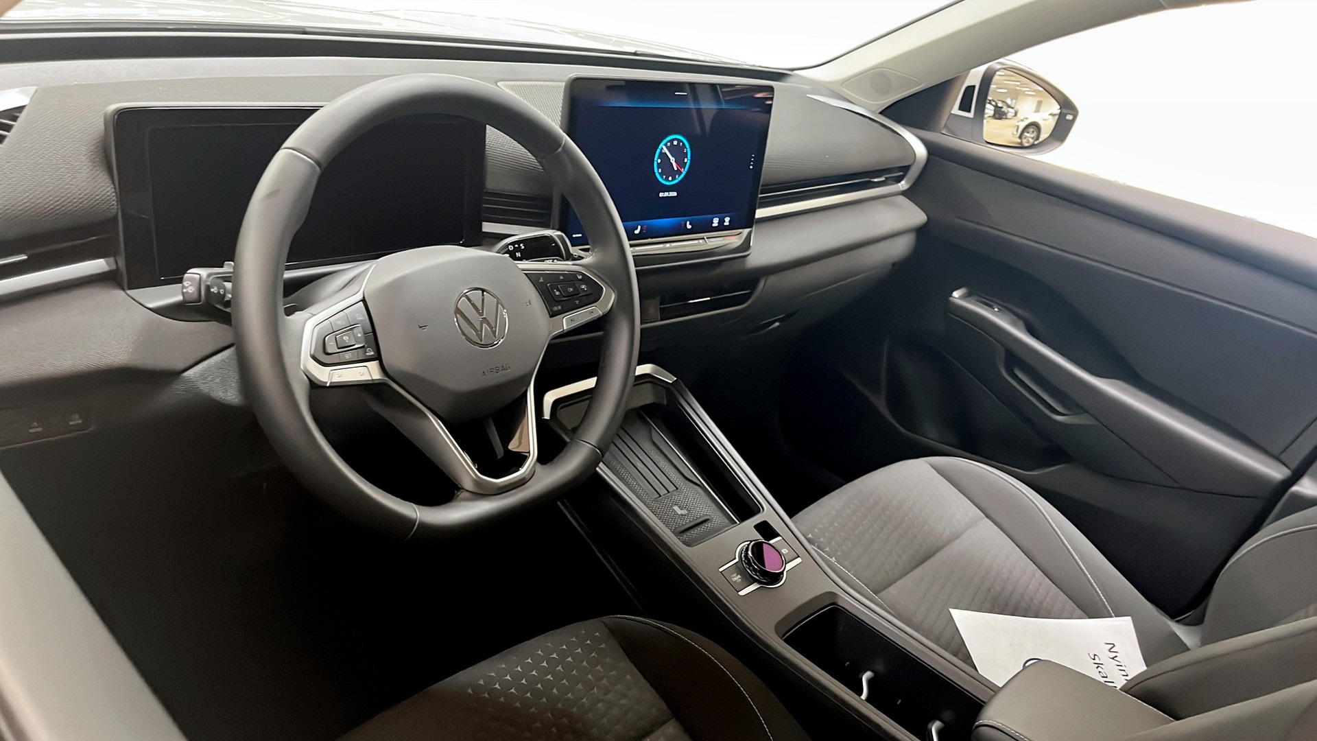 Volkswagen T-Roc KEF12G