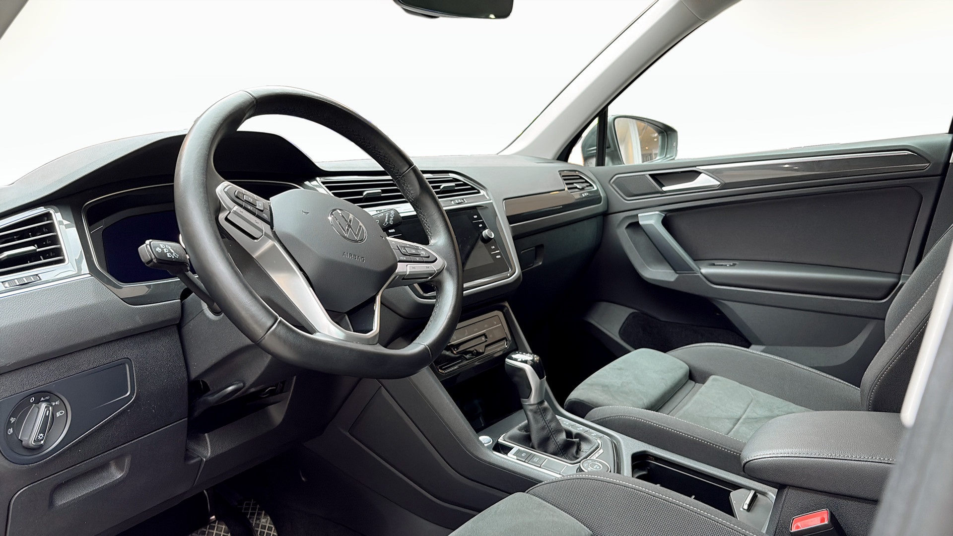 Volkswagen Tiguan KEG80Y