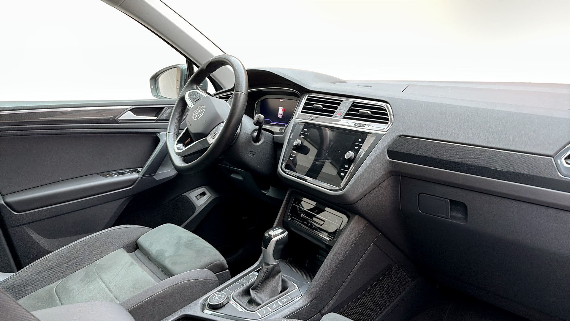 Volkswagen Tiguan KEG80Y