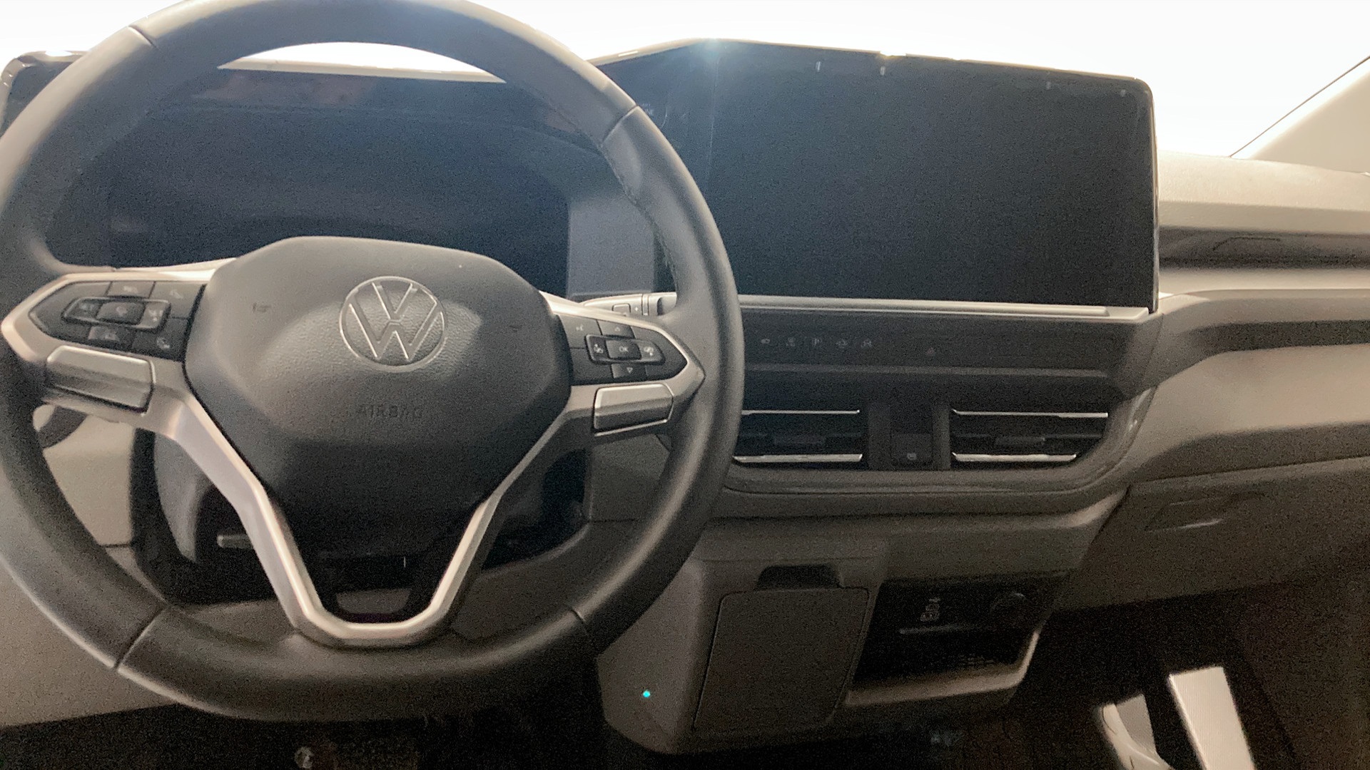 Volkswagen T7 Transporter KEJ27D