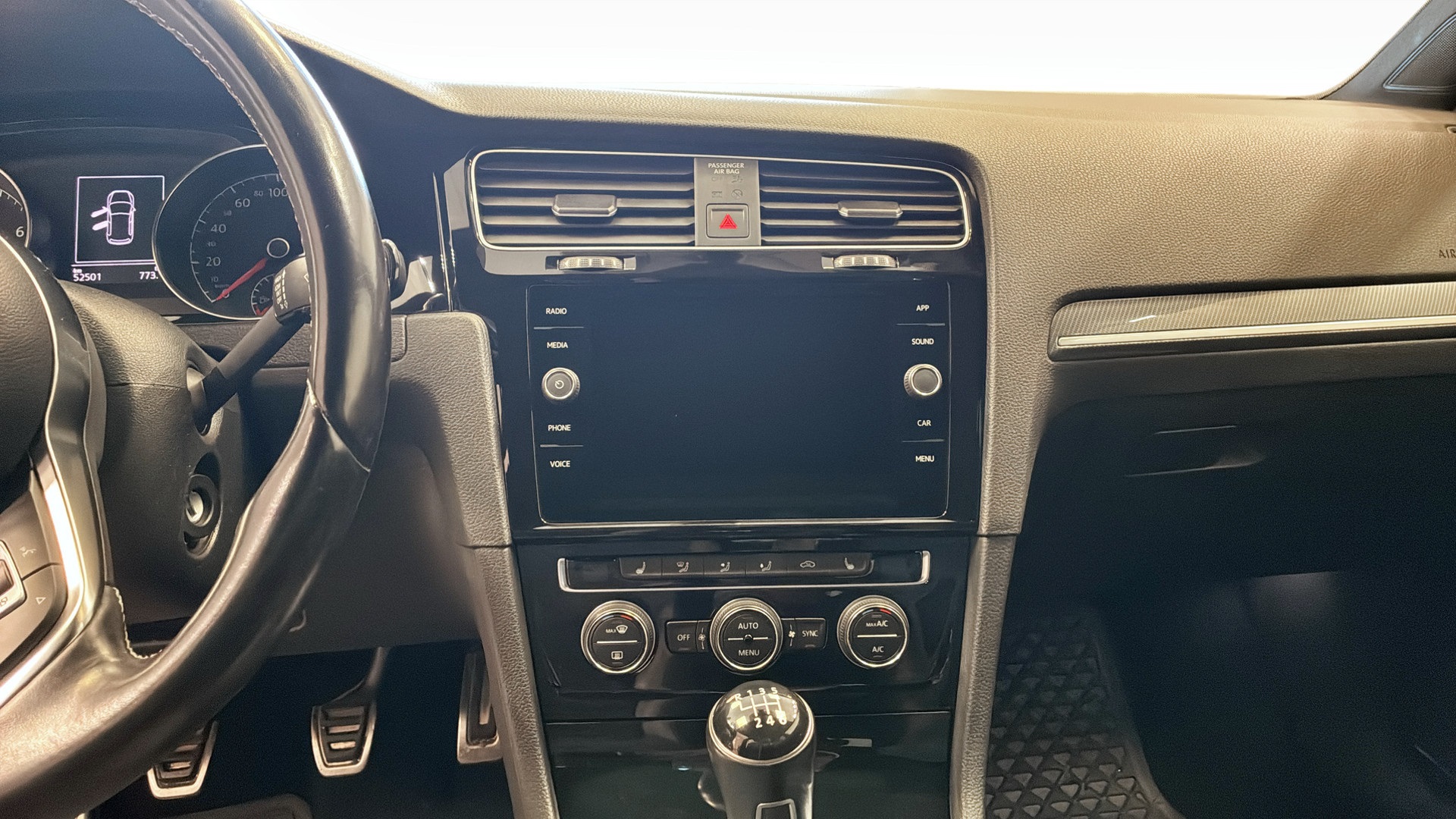 Volkswagen Golf KEK81B