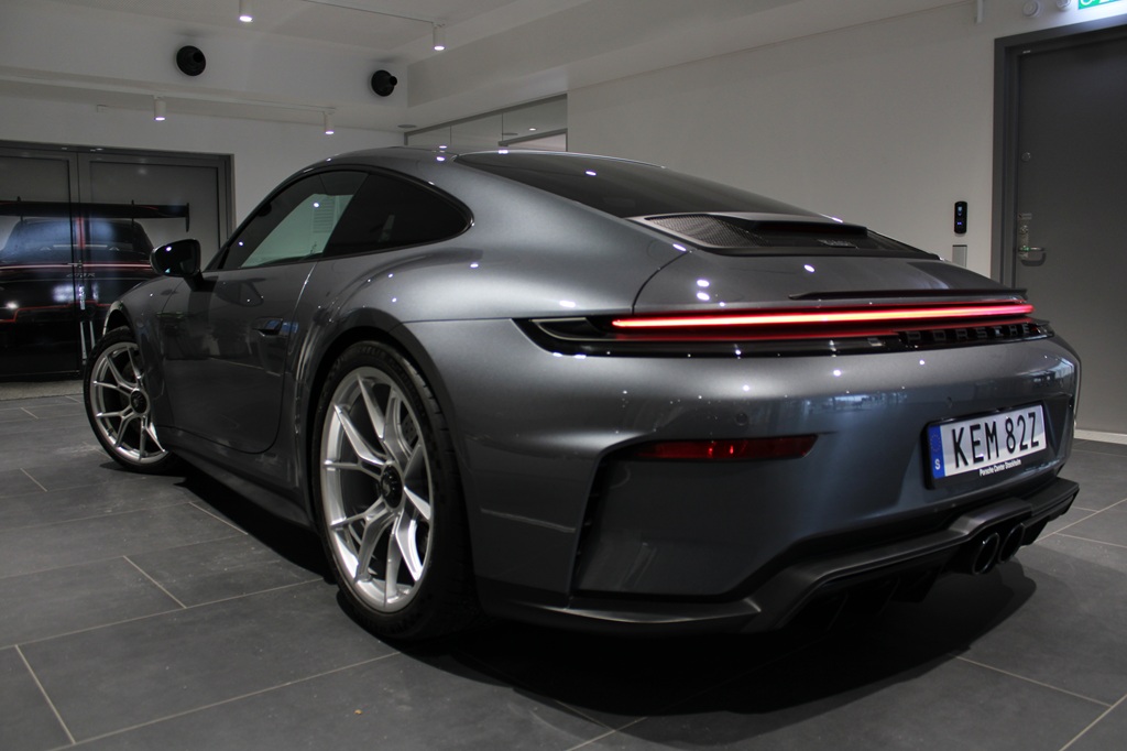 Porsche 911 GT3 KEM82Z