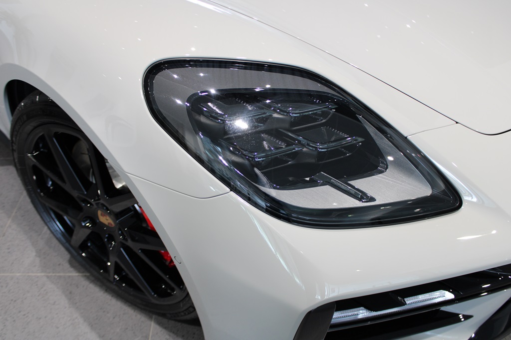Porsche Panamera KEP07Y