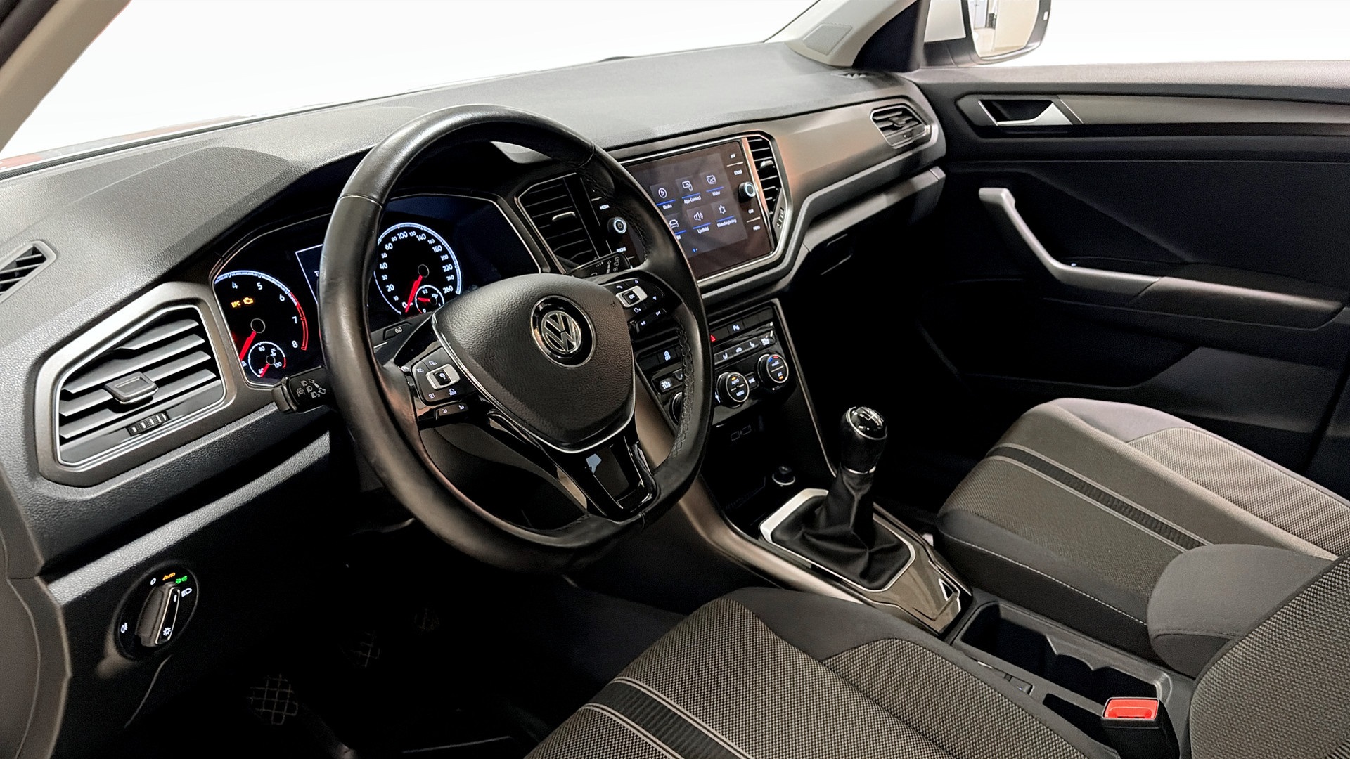 Volkswagen T-Roc KFB784