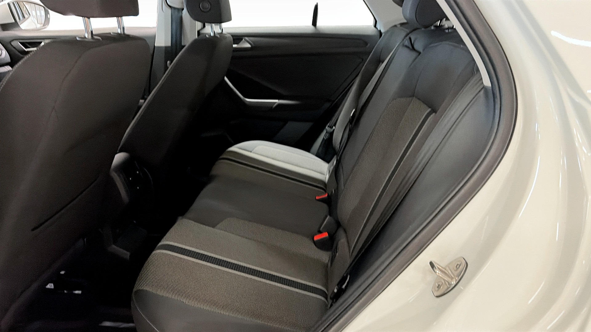 Volkswagen T-Roc KFB784