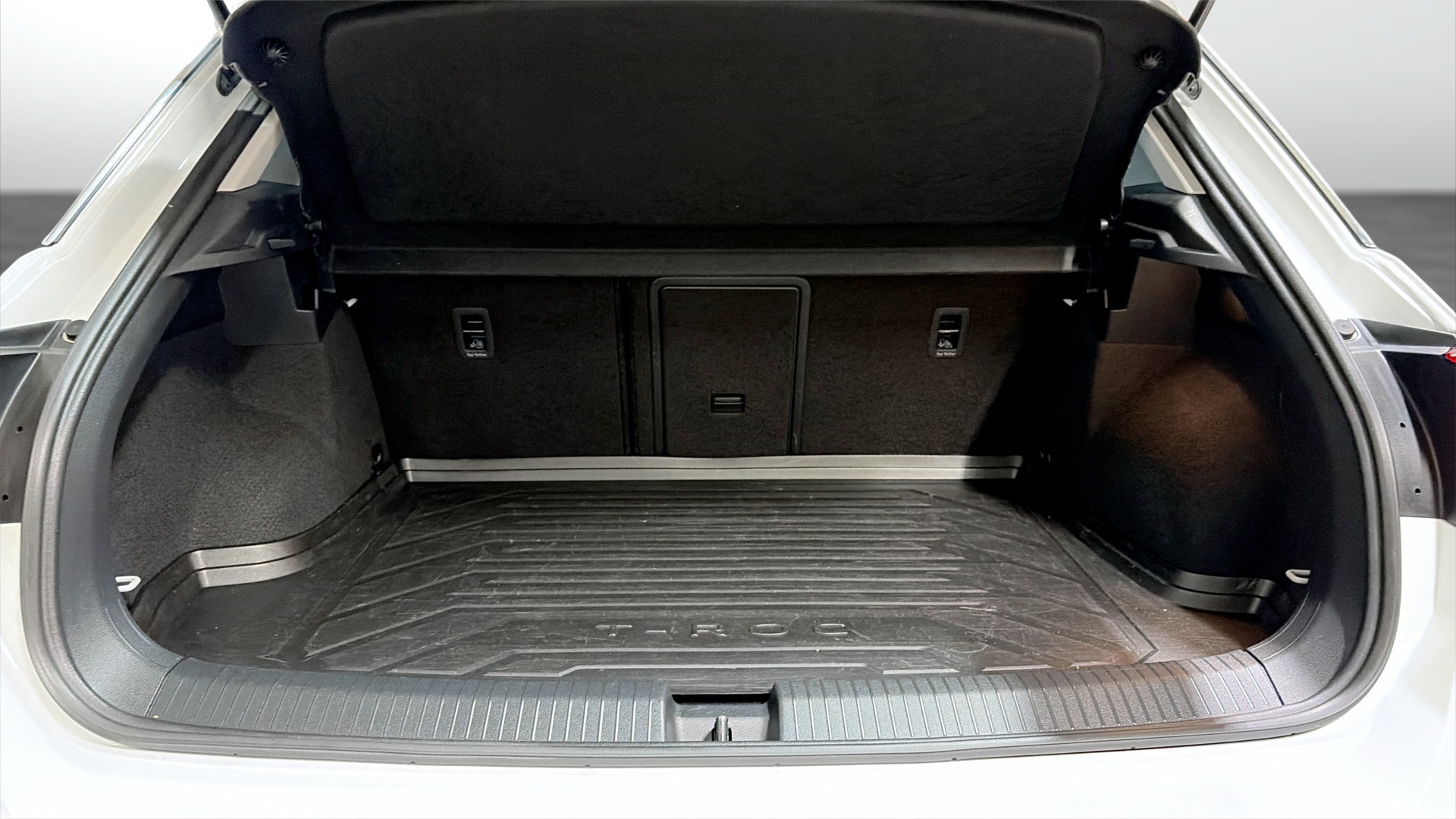 Volkswagen T-Roc KFB784
