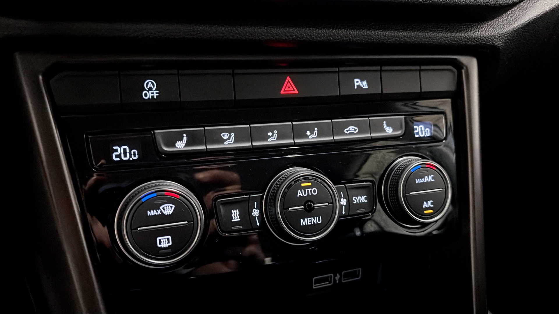 Volkswagen T-Roc KFB784