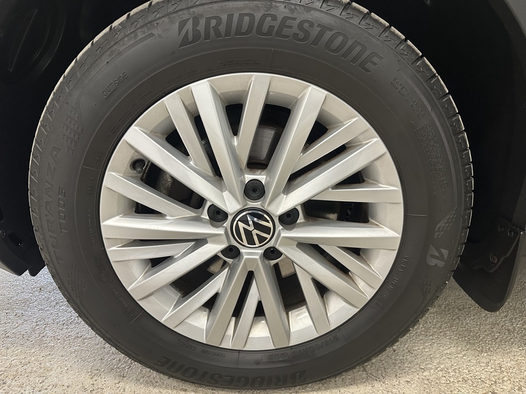 Volkswagen T-Roc KFE71K