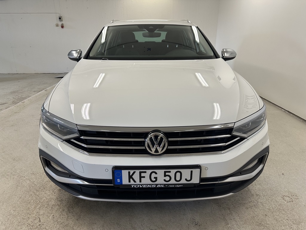 Volkswagen Passat KFG50J