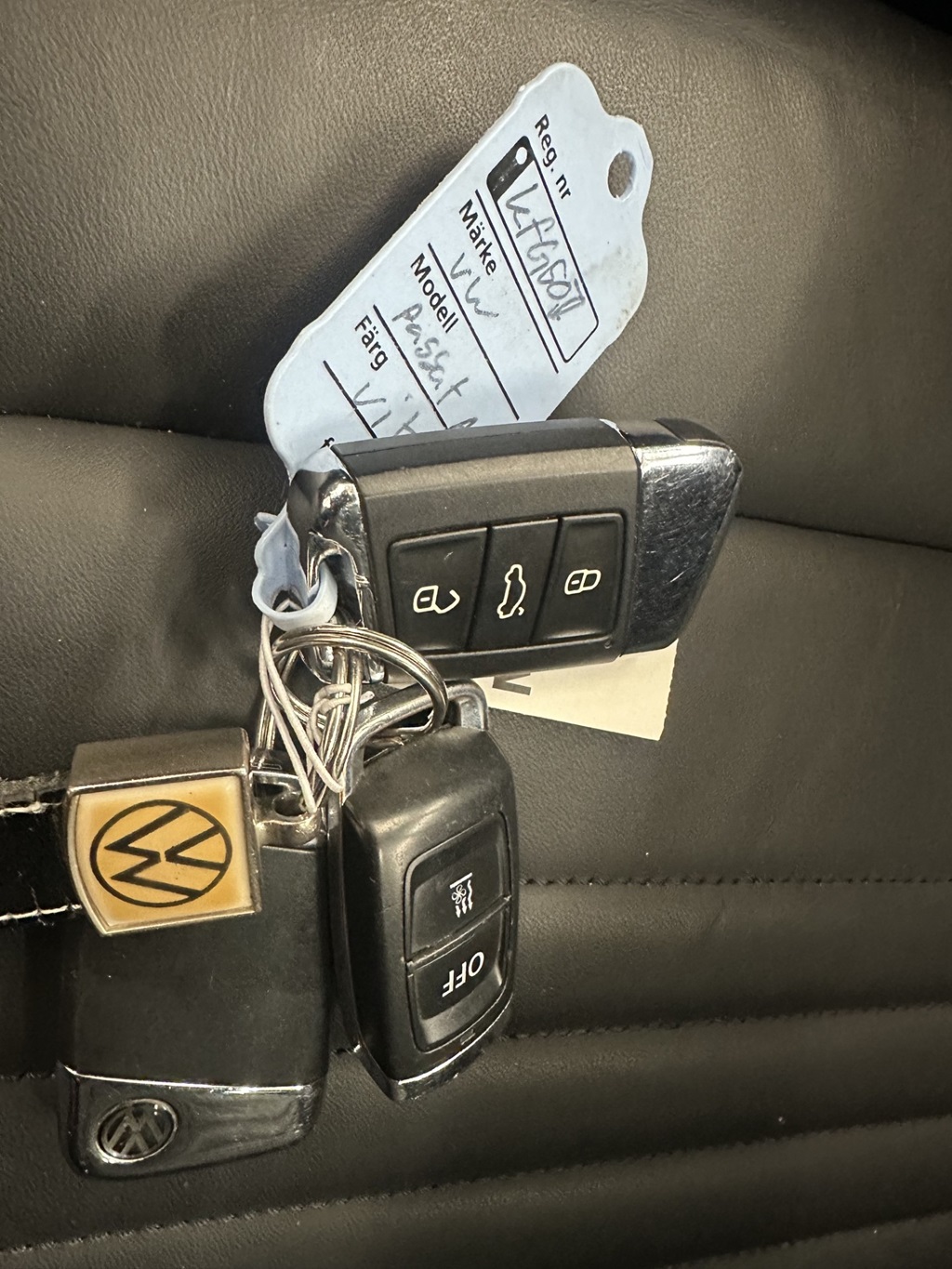 Volkswagen Passat KFG50J