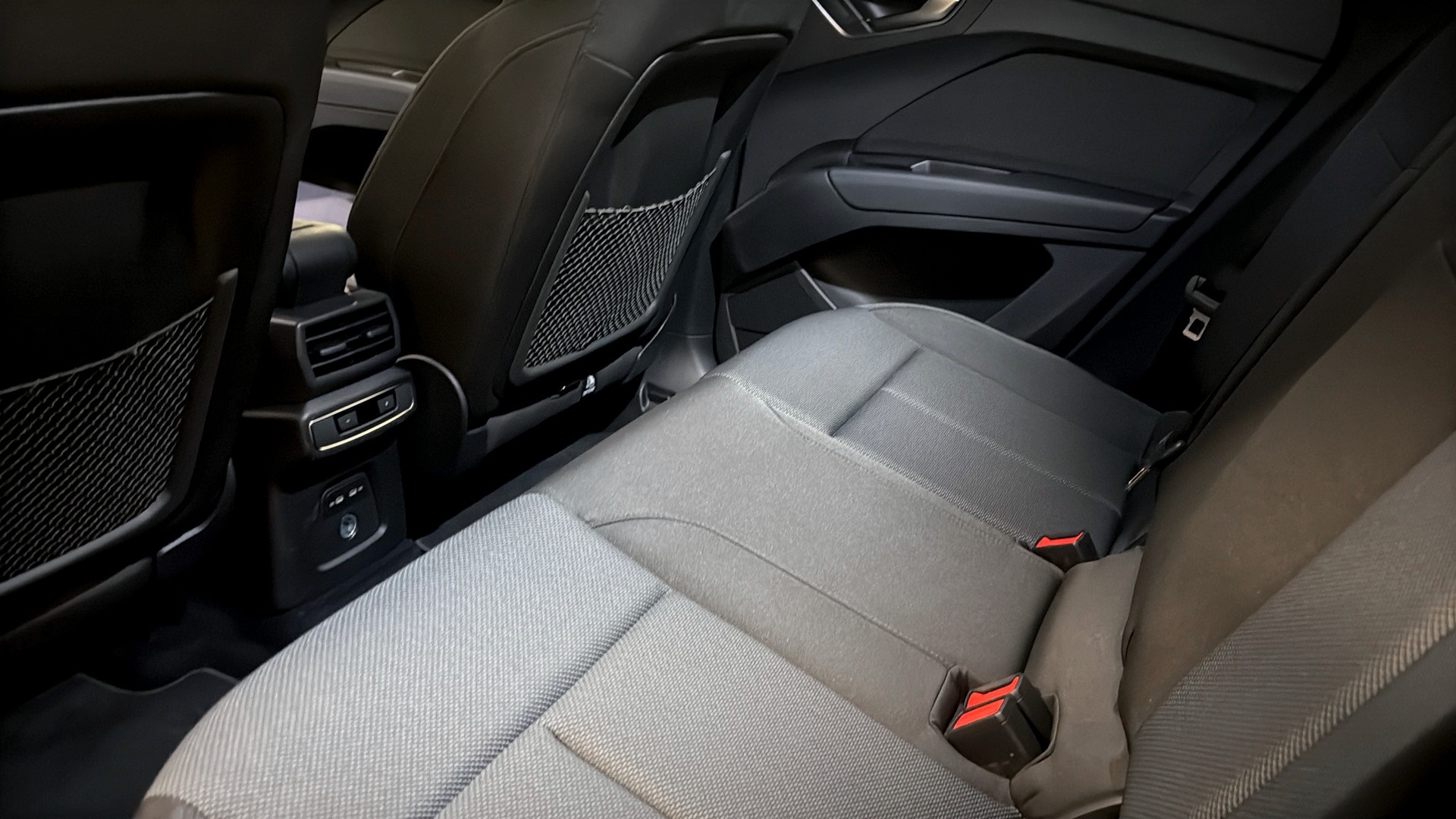 Audi Q4 Sportback e-tron KFK63X