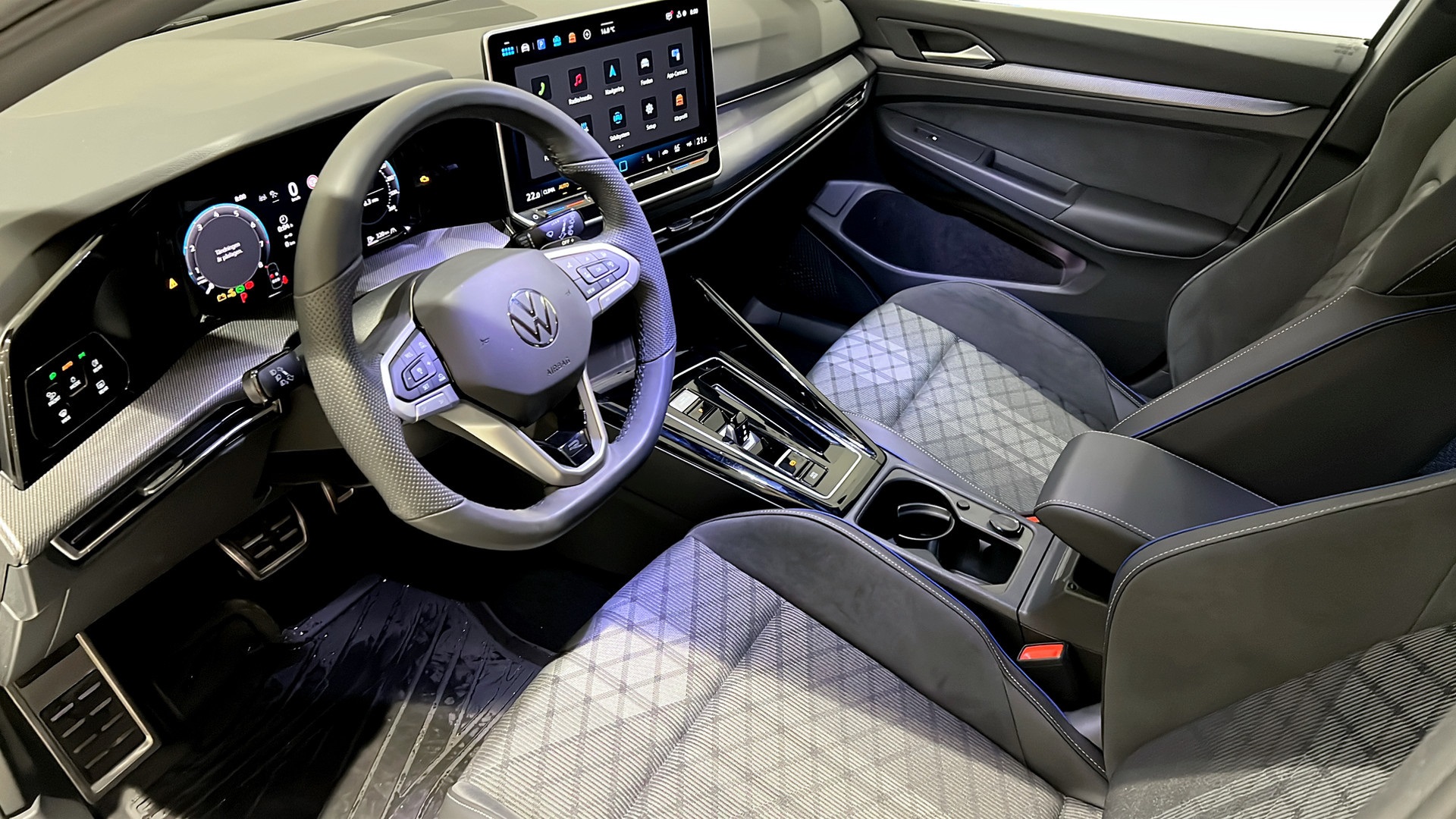 Volkswagen Golf Sportscombi KFM64P