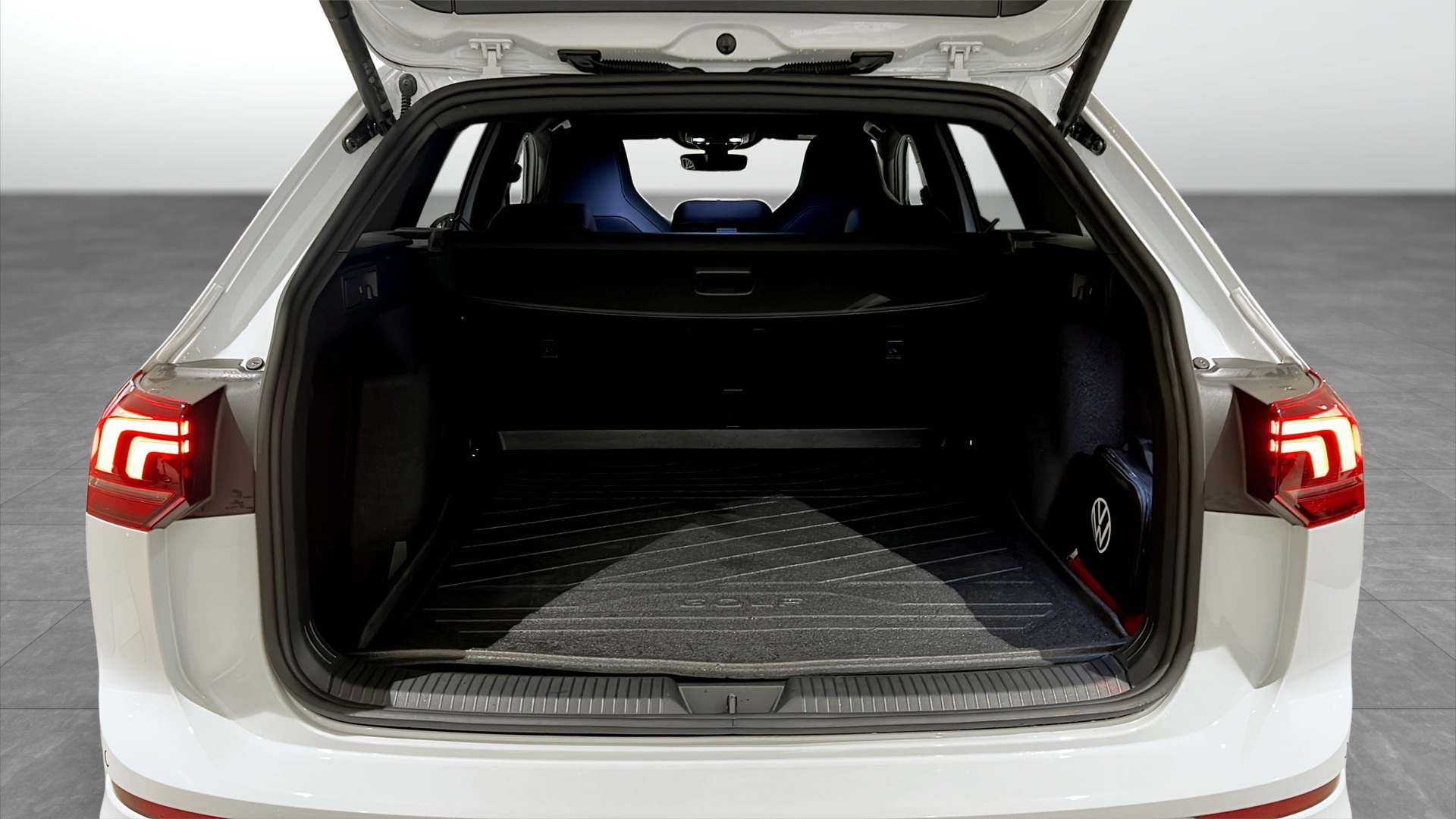 Volkswagen Golf Sportscombi KFM64P