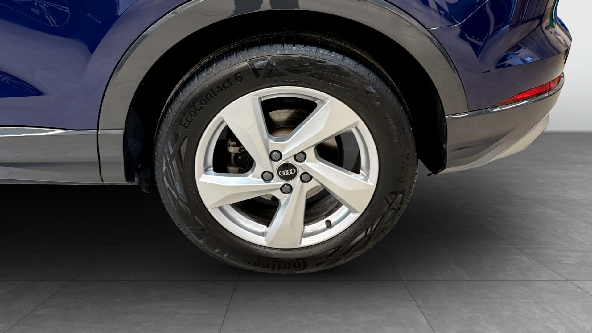 Audi Q3 KGH64P
