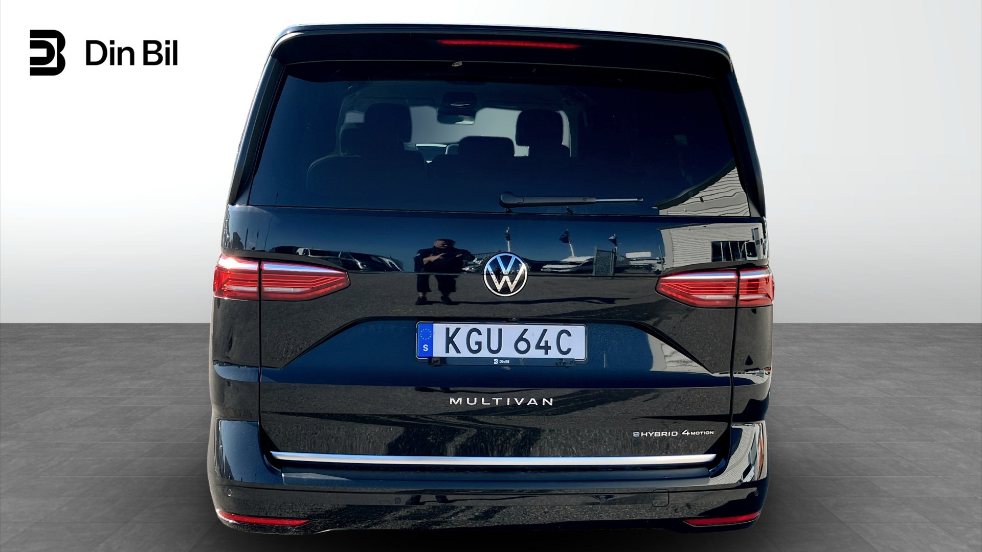Volkswagen T7 Multivan KGU64C