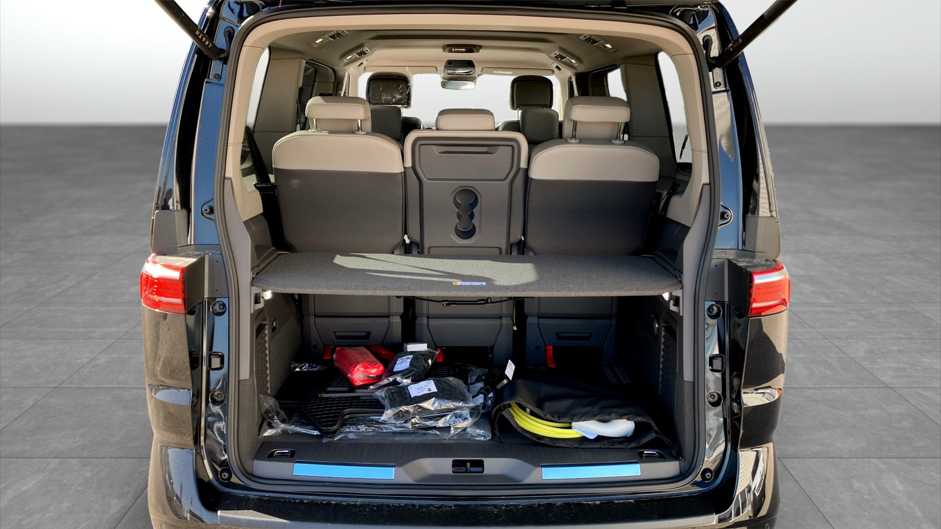 Volkswagen T7 Multivan KGU64C
