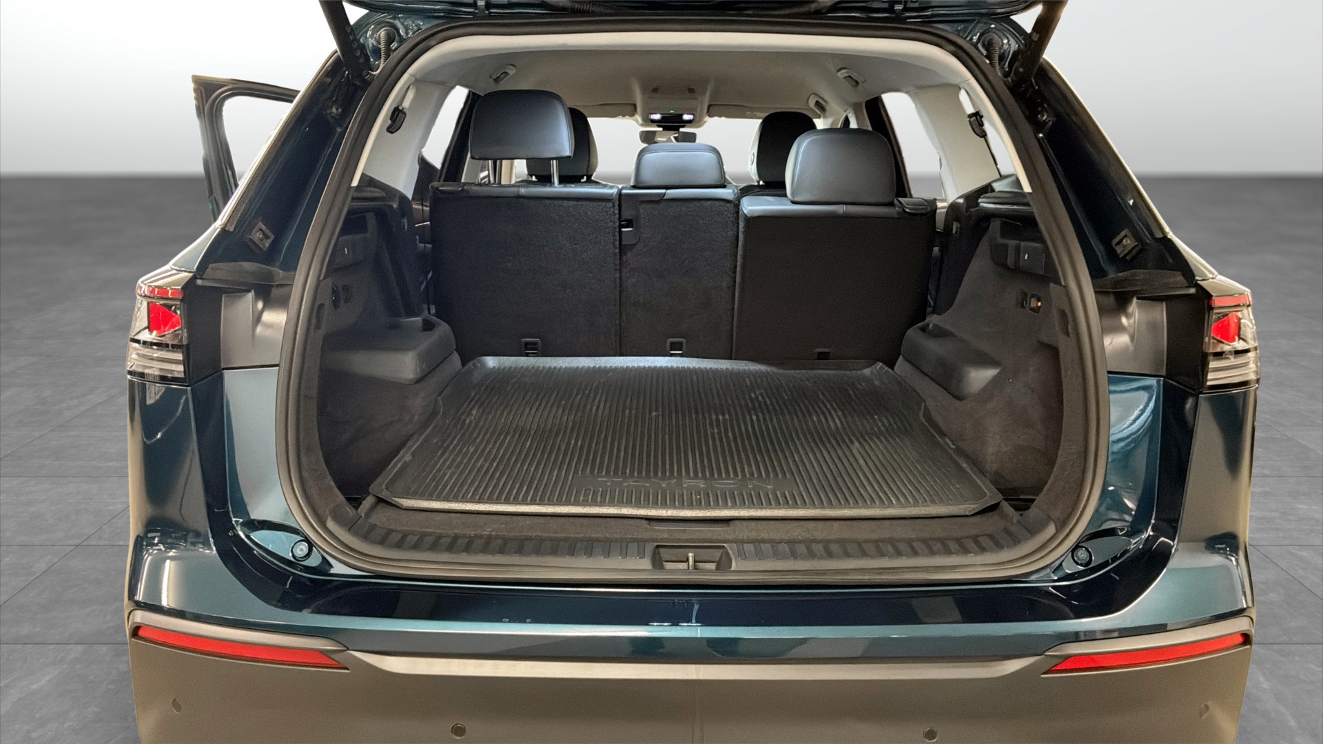 Volkswagen Tayron KHH64E