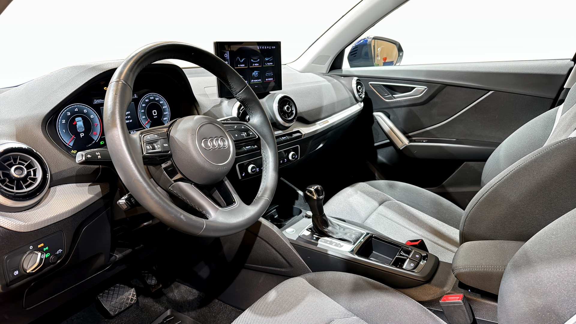 Audi Q2 KHJ06C