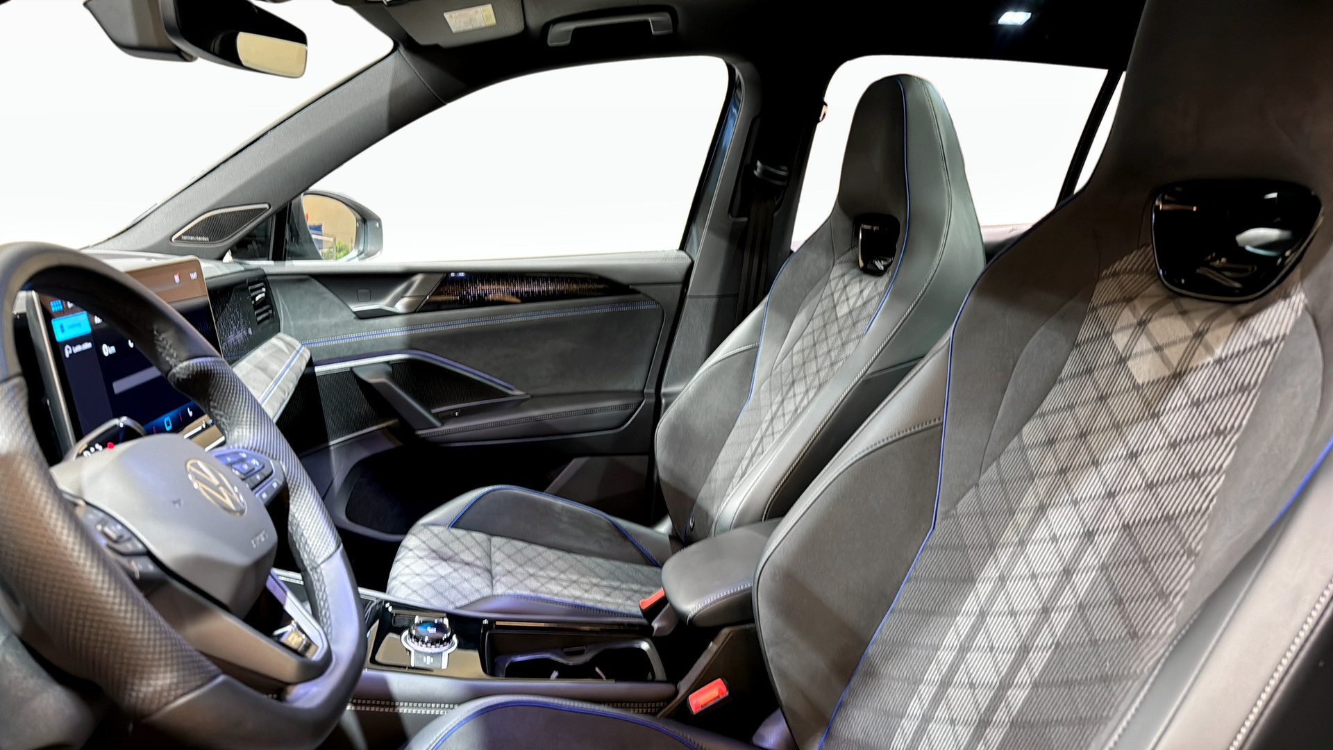 Volkswagen Tiguan KHK64E