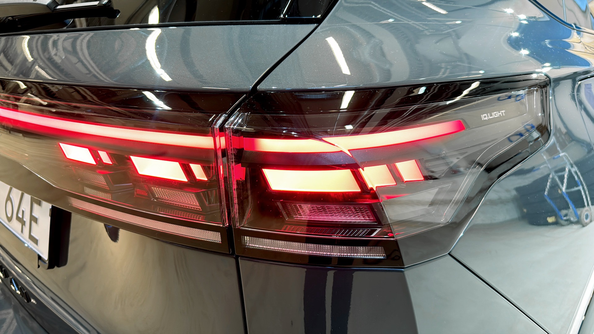 Volkswagen Tiguan KHK64E