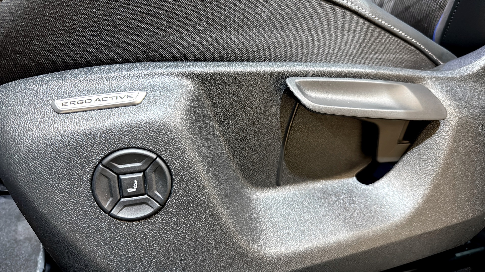 Volkswagen Tiguan KHK64E