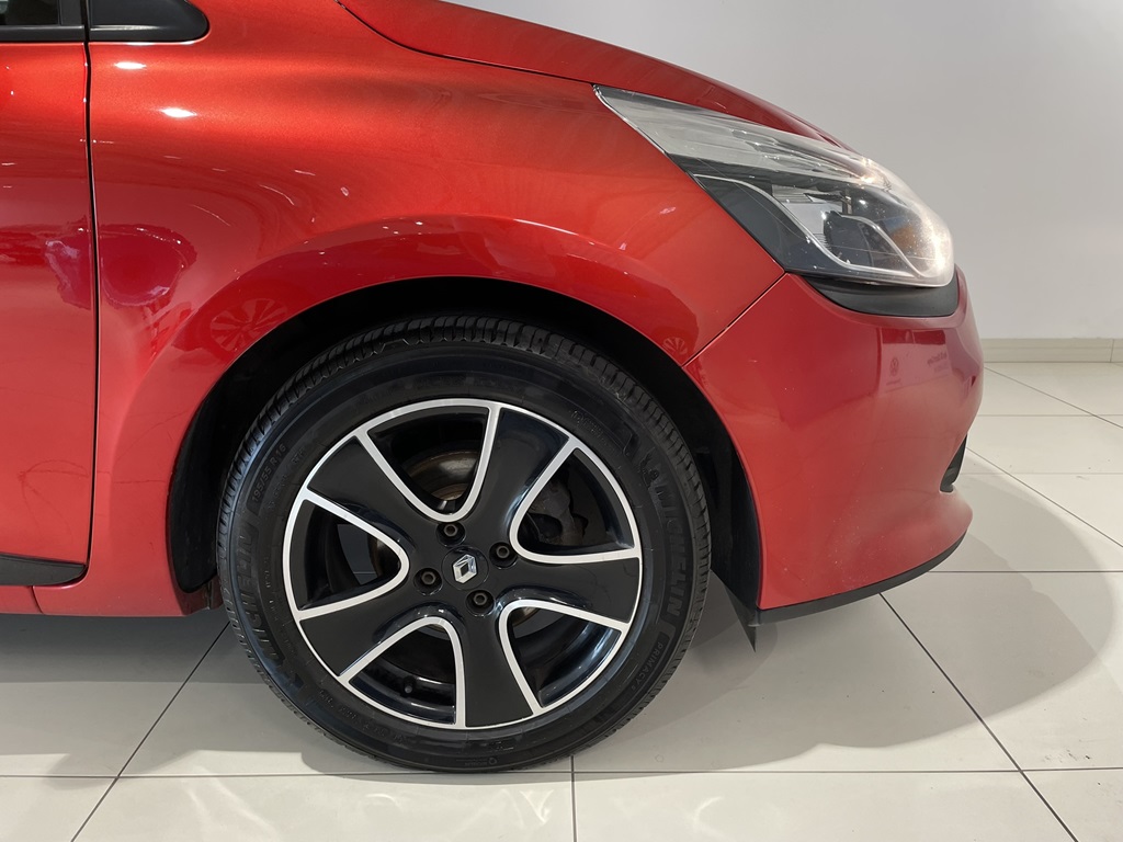 Renault Clio KHP008