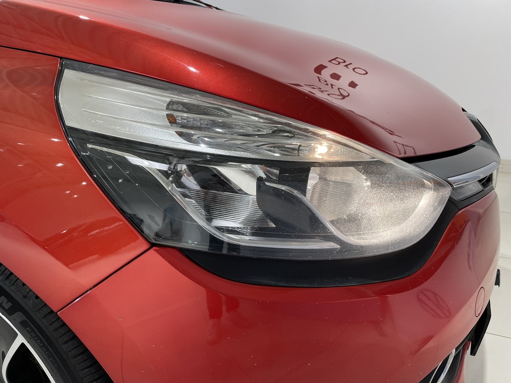 Renault Clio KHP008