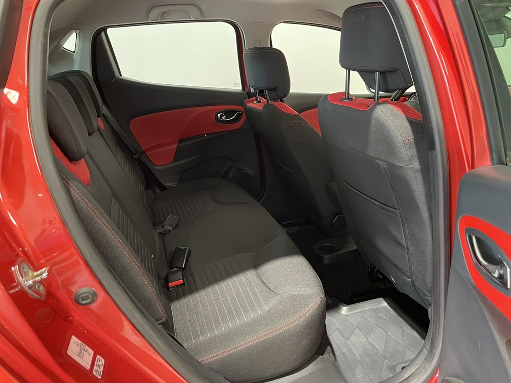 Renault Clio KHP008