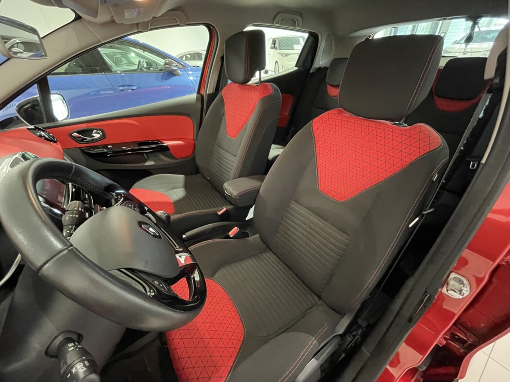 Renault Clio KHP008